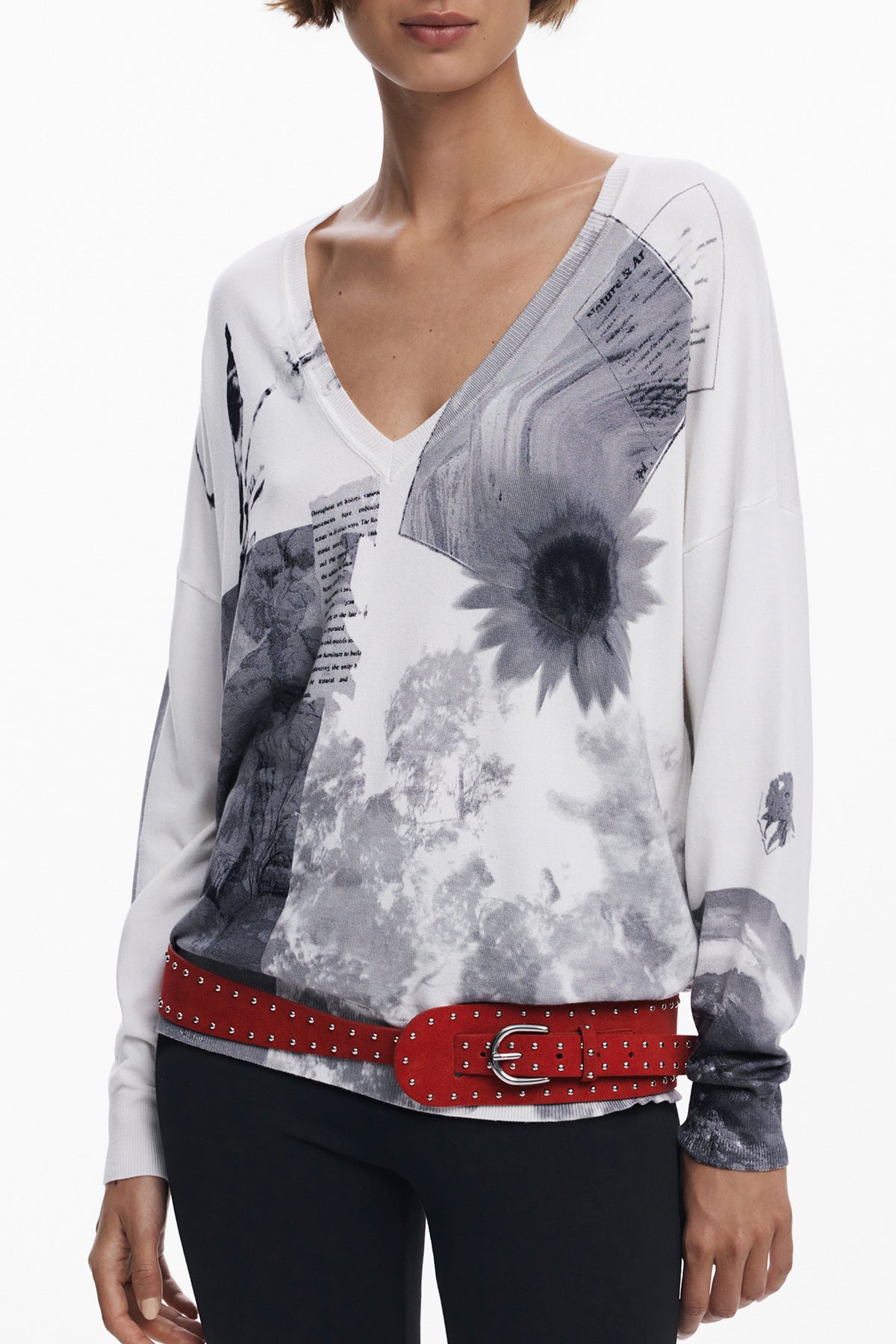 DESIGUAL WOMEN'S WHITE SWEATER