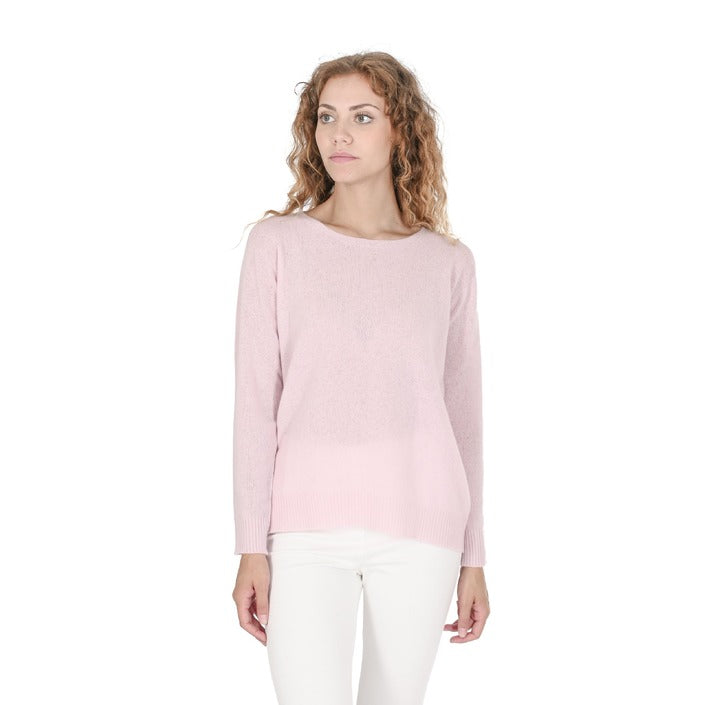 Crown of Edinburgh Cashmere - Crown of Edinburgh Cashmere Womens Square Neck Sweater COE 006 DUSTY PINK