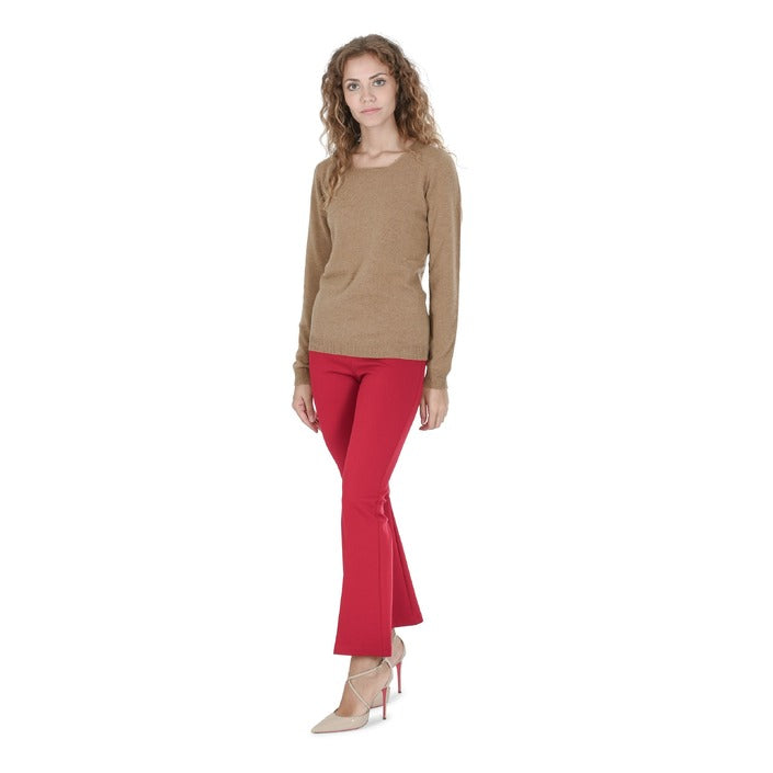 Crown of Edinburgh Cashmere - Crown of Edinburgh Cashmere Womens Square Neck Sweater COE 0024 BISCUIT