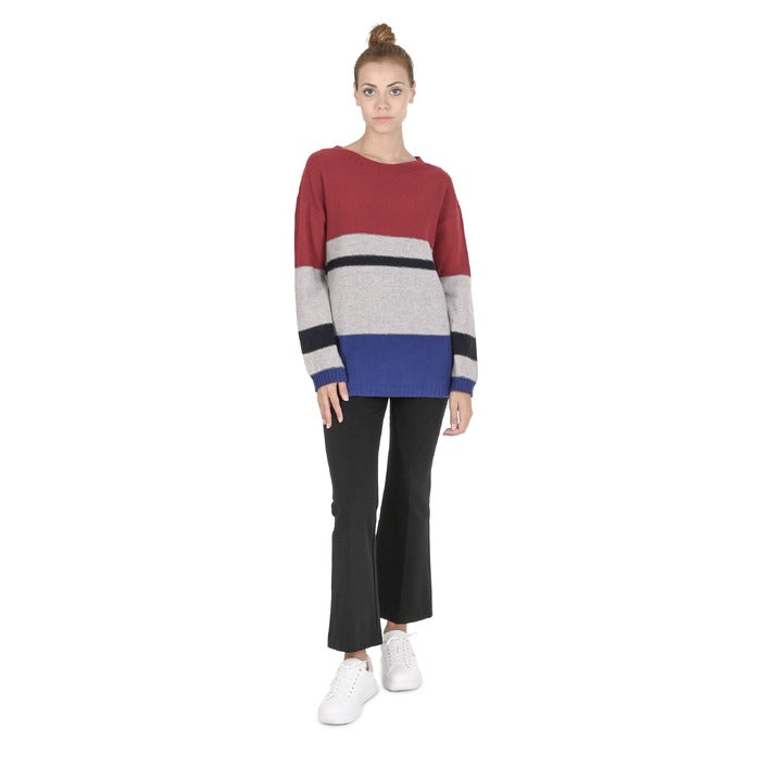 Crown of Edinburgh Cashmere - Crown of Edinburgh Cashmere Womens Boat Neck Sweater COE 0017 RED/GREY/BLUE