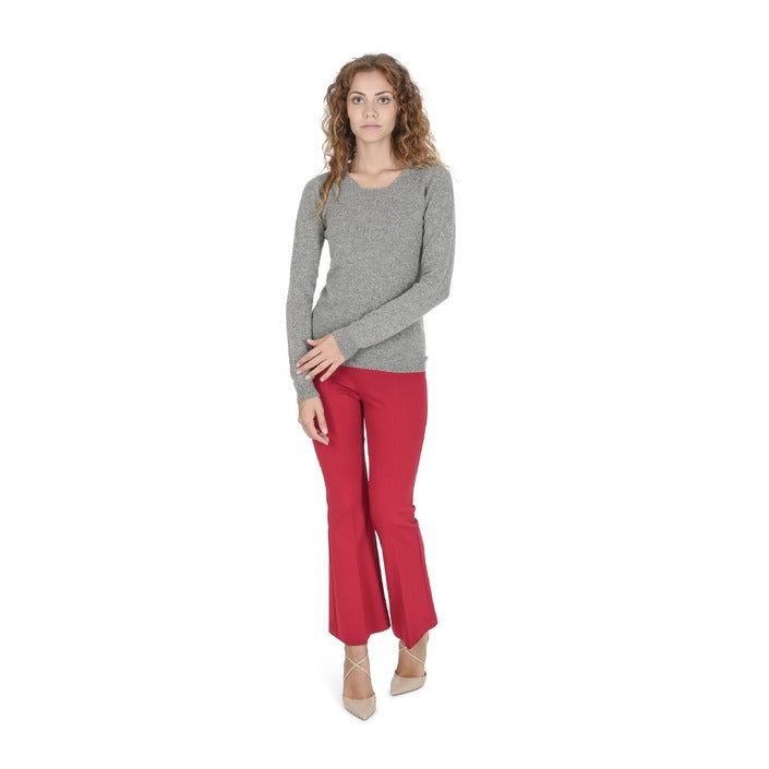 Crown of Edinburgh Cashmere - Crown of Edinburgh Cashmere Womens Square Neck Sweater COE 0024 PEWTER GREY