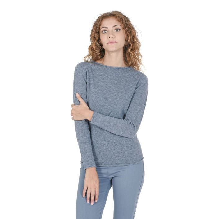 Crown of Edinburgh Cashmere - Crown of Edinburgh Cashmere Womens Boat Neck Sweater COE 0025 LIGHT BLUE