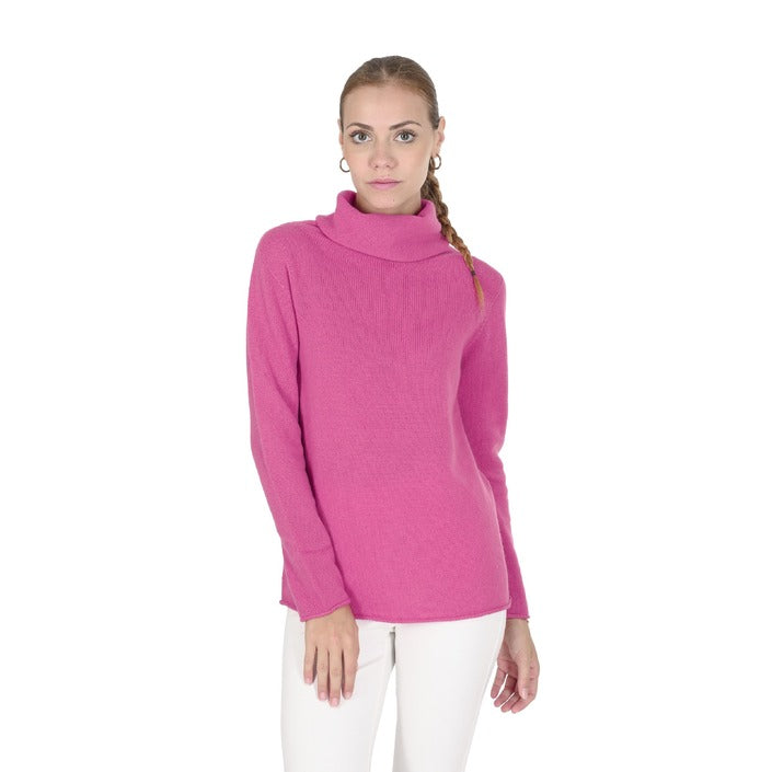 Crown of Edinburgh Cashmere - Crown of Edinburgh Cashmere Womens Turtleneck Sweater COE 0018 FUSHIA