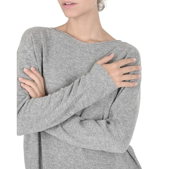 Crown of Edinburgh Cashmere - Crown of Edinburgh Cashmere Womens Oversize Boat Neck Sweater COE 008 PEWTER GREY