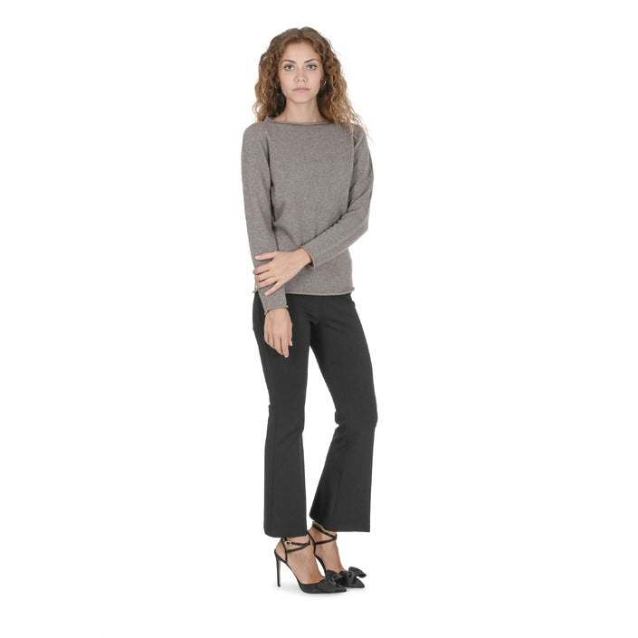 Crown of Edinburgh Cashmere - Crown of Edinburgh Cashmere Womens Boat Neck Sweater COE 0025 TAUPE