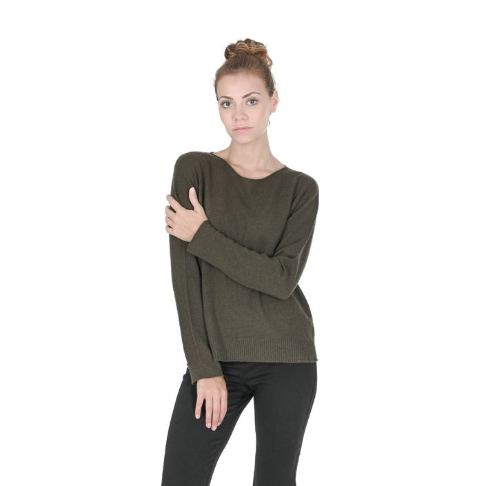 Crown of Edinburgh Cashmere - Crown of Edinburgh Cashmere Womens Oversize Boat Neck Sweater COE 008 KHAKI