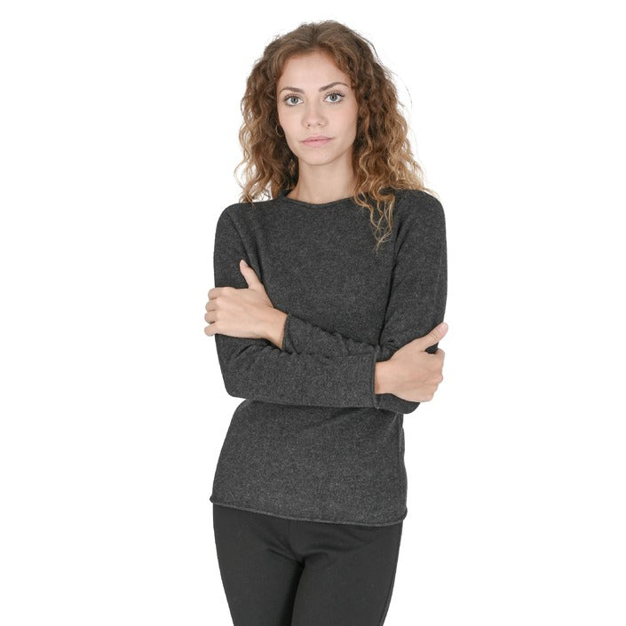 Crown of Edinburgh Cashmere - Crown of Edinburgh Cashmere Womens Boat Neck Sweater COE 007 IRON GREY
