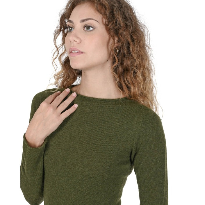 Crown of Edinburgh Cashmere - Crown of Edinburgh Cashmere Womens Boat Neck Sweater COE 007 OLIVE GREEN