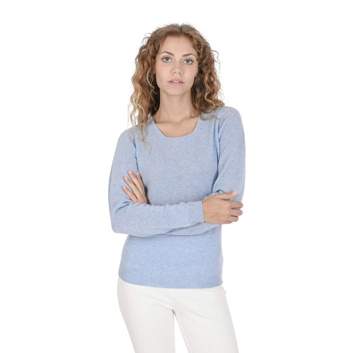Crown of Edinburgh Cashmere - Crown of Edinburgh Cashmere Womens Square Neck Sweater COE 0024 LIGHT BLUE