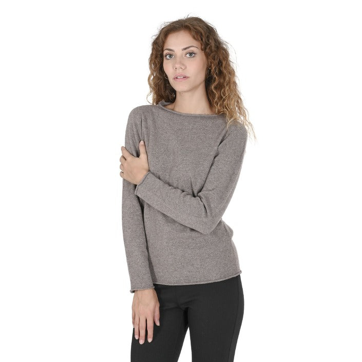 Crown of Edinburgh Cashmere - Crown of Edinburgh Cashmere Womens Boat Neck Sweater COE 0025 TAUPE